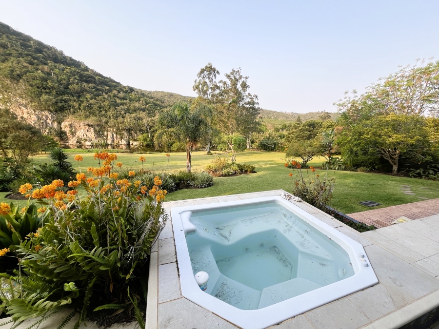 10 Bedroom Property for Sale in Dorchester Heights Eastern Cape